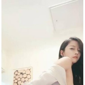 虎牙浮力姬狐媚小妖精反差直播回放