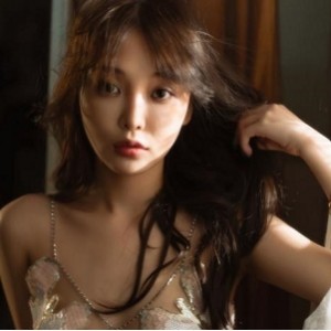 Twitter高端摄影师《玫瑰娅幺幺茶》作品集