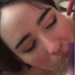 钻石泄密-13季富二代玩弄御姐洗脸精华版