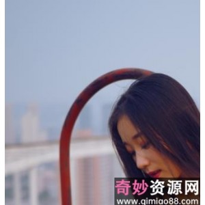 摄影师为气质端庄女朋友拍摄写真，花容月貌的绝美容颜