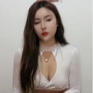 禦姐性需求脅迫同事关系视频1v+646M打包上传百度盘