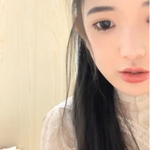 大二妹妹宿舍惊艳直播！视频达50.4g，新增30v火爆网络