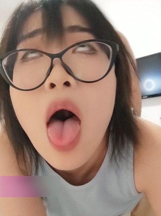 12.6G私拍热舞崔小蕾反差特辑225部蜜润多汁