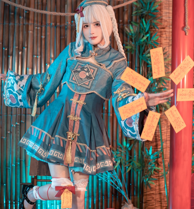 百度+ED2K鹿八岁56套作品合集71.8G｜幼态反差系透肉护士装俯身漏光