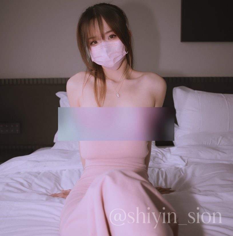推特点酱Sion诗音套图合集298P40V2.2G绝对领域