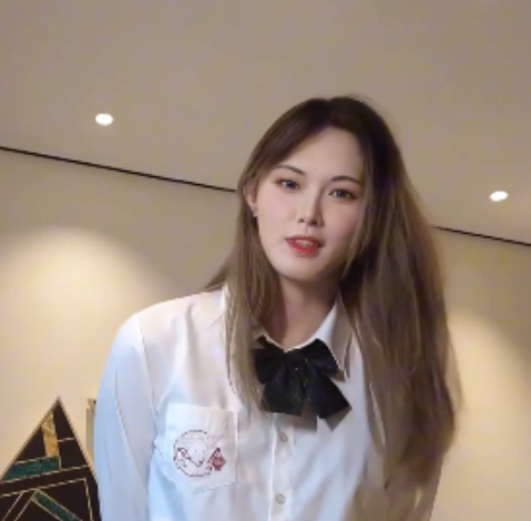 桃子吖七月新作黑丝JK伪娘推特1V508M太顶了