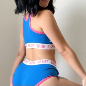 推特亚裔甜心私拍珍藏版180部32.3G