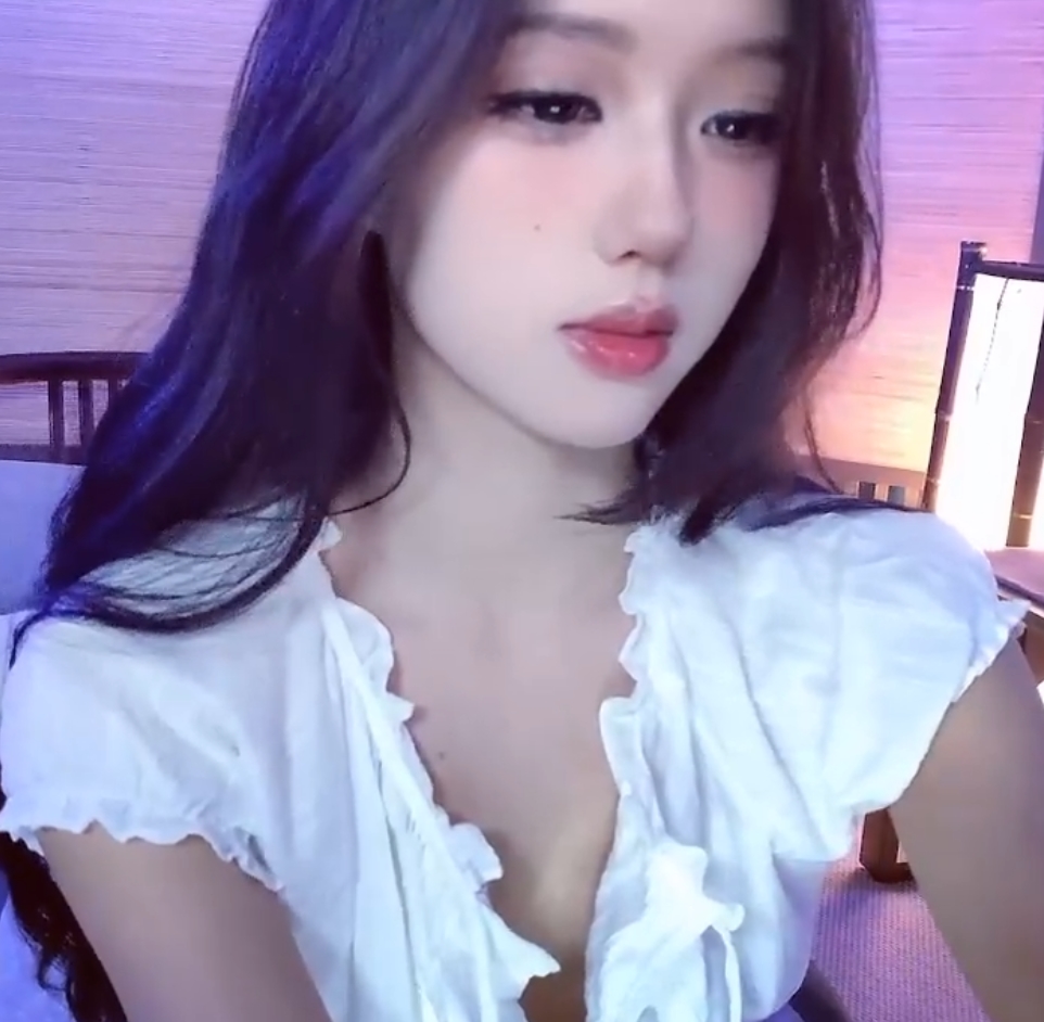 灵灵树屋轻调学妹剧情361部247G身娇体柔