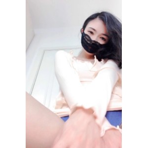 易直播女神哆哆热舞合集16部2.45G太会扭了