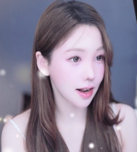 推特李露私密作品合集88部50G太丰满了