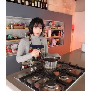 25部505G香蕉妹Obokozu网红私房作品超对味