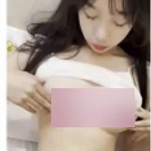 沈阳学妹原档泄密图影485M真实露脸超劲爆