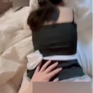 海角少妇邻居背德偷吃合集31V9.1G丰满妻子太感觉