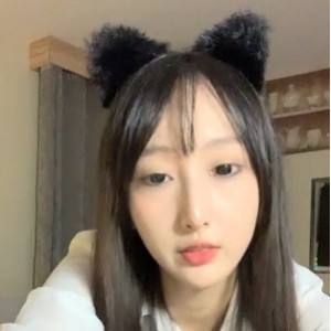 黑丝长腿女神私藏视频1部687M颜值炸裂太撩人了