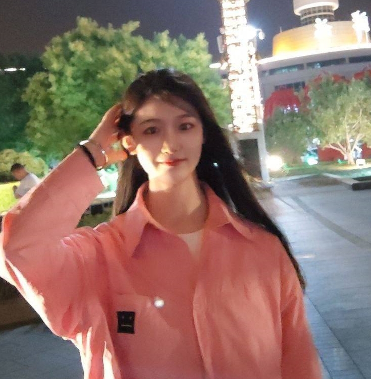 百度云资源重庆李欣6位优质美女原档泄密159p49v1.14G优质